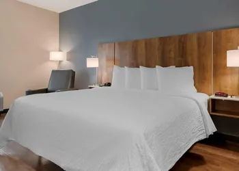 Extended Stay America Premier Suites - Fort Myers - Airport hotel thumbnail 6
