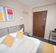 Flushing Garden Hotel hotel detail image 4