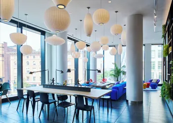 citizenM Boston Back Bay hotel thumbnail 3