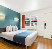 Studio 6 Suites Carpinteria, CA–Santa Barbara - South hotel detail image 3