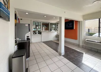 Studio 6 Suites – Bellflower, Ca - Los Angeles hotel thumbnail 3