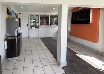 Studio 6 Suites – Bellflower, Ca - Los Angeles hotel thumbnail 4