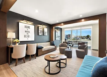 Everhome Suites Nampa Boise hotel thumbnail 2