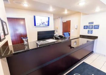 Cobblestone Inn & Suites - Winters hotel thumbnail 6