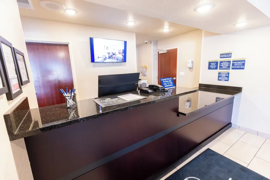 Cobblestone Inn & Suites - Winters hotel detail image 6