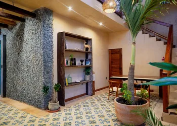Mero Mero Hotel hotel thumbnail 2