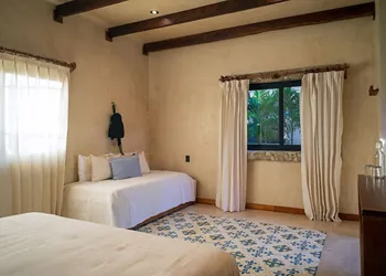 Mero Mero Hotel hotel thumbnail 7