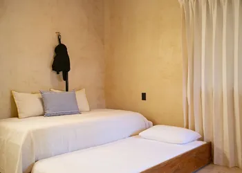 Mero Mero Hotel hotel thumbnail 8