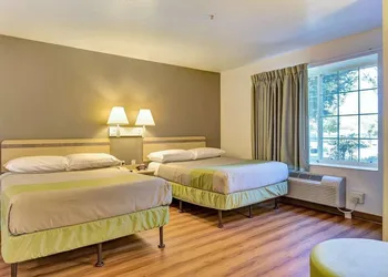 Studio 6 Belmont, CA – San Francisco - Redwood hotel thumbnail 5
