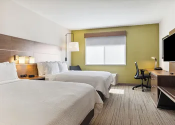Holiday Inn Express & Suites Mountain View Silicon Valley by IHG hotel thumbnail 8