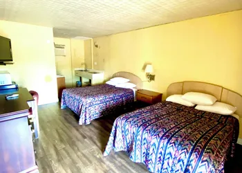 Tropic Motel hotel thumbnail 2