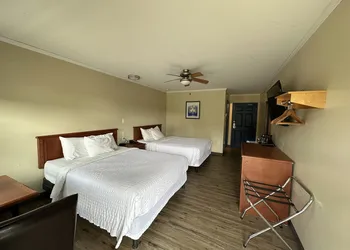 Travellers Inn hotel thumbnail 4