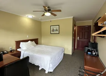 Travellers Inn hotel thumbnail 7