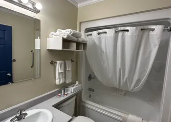 Travellers Inn hotel thumbnail 8