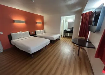 Studio 6 Suites - Riverside, Ca hotel thumbnail 3