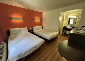 Studio 6 Suites - Riverside, Ca hotel thumbnail 4