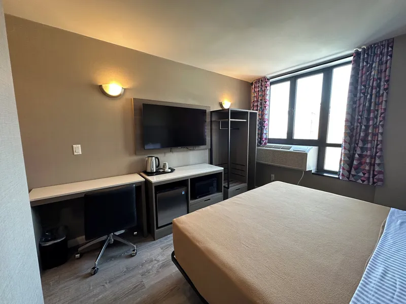 Regal Inn & Suites New York LaGuardia Hotel hotel detail image 6