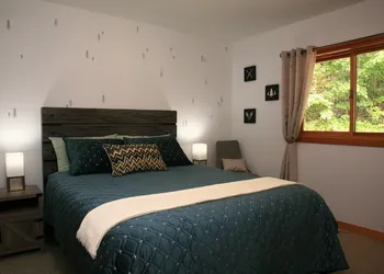 Burgundy Dream Bed and Breakfast hotel thumbnail 4
