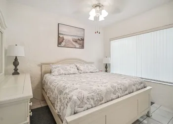 Banyan House Vacation Rentals hotel thumbnail 5