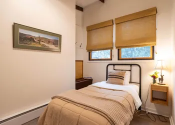 Anderson Valley Inn hotel thumbnail 2