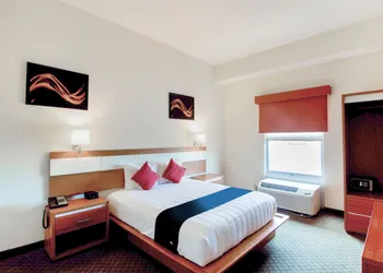 Los Herederos Hotel Piedras Negras hotel thumbnail 6