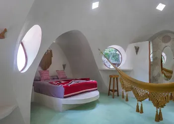 Room-unique Jungle Dome 2 Queen Beds hotel thumbnail 2