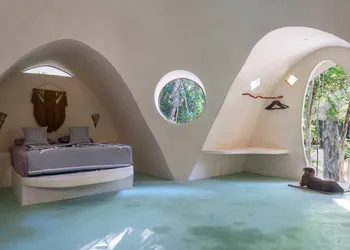 Room-unique Jungle Dome 2 Queen Beds hotel thumbnail 4