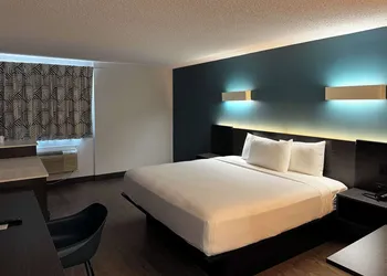 Studio 6 Carson, CA hotel thumbnail 8