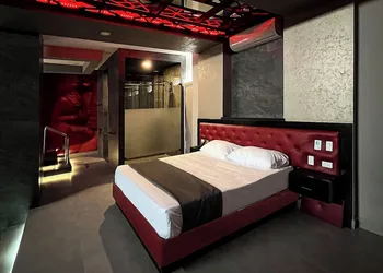 Motel Boutique Qatro hotel thumbnail 4