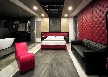 Motel Boutique Qatro hotel thumbnail 6