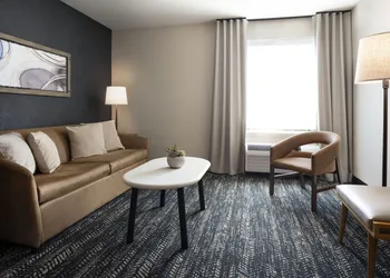 Fairfield by Marriott Inn & Suites Fresno River Park hotel thumbnail 5
