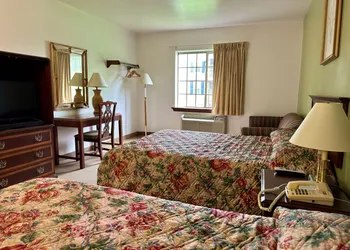 Passport Inn hotel thumbnail 3