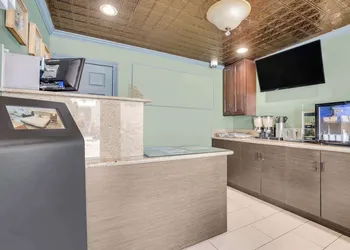 Sather Berkeley, SureStay Collection by Best Western hotel thumbnail 3