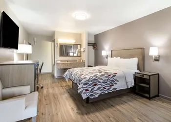 Baymont by Wyndham Socorro hotel thumbnail 4
