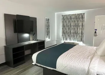 Motel 6 West Columbia, SC - Airport hotel thumbnail 5