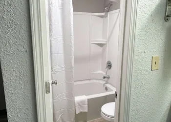 Motel 6 West Columbia, SC - Airport hotel thumbnail 6