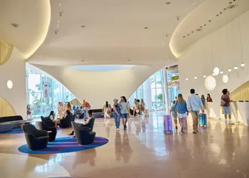 Universal's Terra Luna Resort hotel thumbnail 2