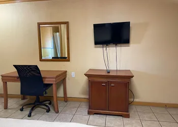 Budget Inn Motel hotel thumbnail 4