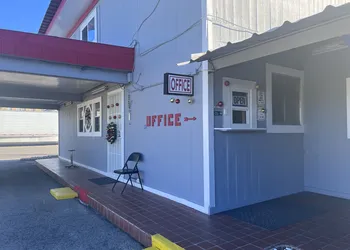 Budget Inn Motel hotel thumbnail 8