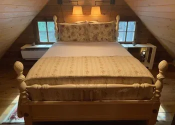 The Bird & Butterfly Inn hotel thumbnail 3