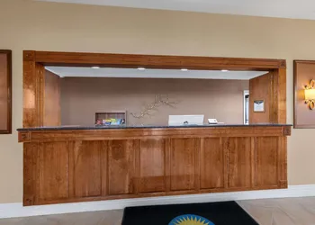 Days Inn by Wyndham Columbia Kentucky hotel thumbnail 4