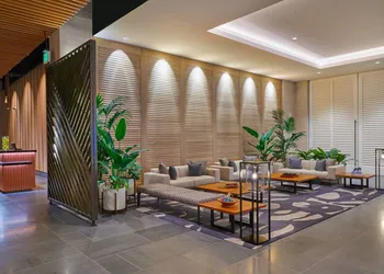 Renaissance Honolulu Hotel & Spa hotel thumbnail 2