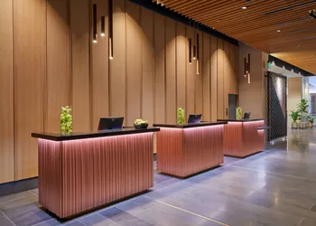 Renaissance Honolulu Hotel & Spa hotel thumbnail 4