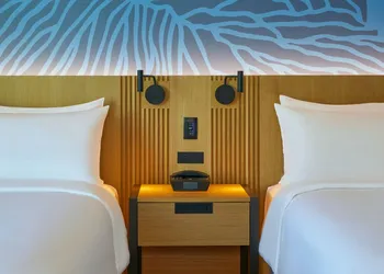 Renaissance Honolulu Hotel & Spa hotel thumbnail 7