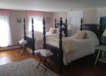 Harpswell Inn hotel thumbnail 8
