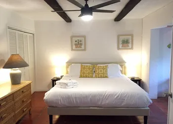 Isla Vista Condo hotel thumbnail 7
