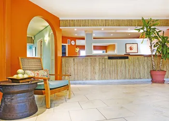 Secret Harbour Beach Resort hotel thumbnail 5