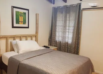 Sunset Gardens Guesthouse hotel thumbnail 6