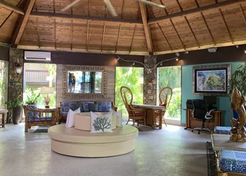 Emerald Beach Resort hotel thumbnail 4