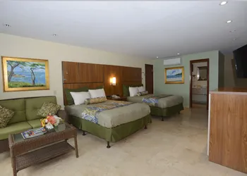 Lindbergh Bay Hotel and Villas hotel thumbnail 3